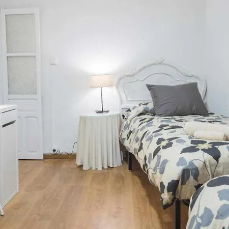 Patio Cadenas Apartment